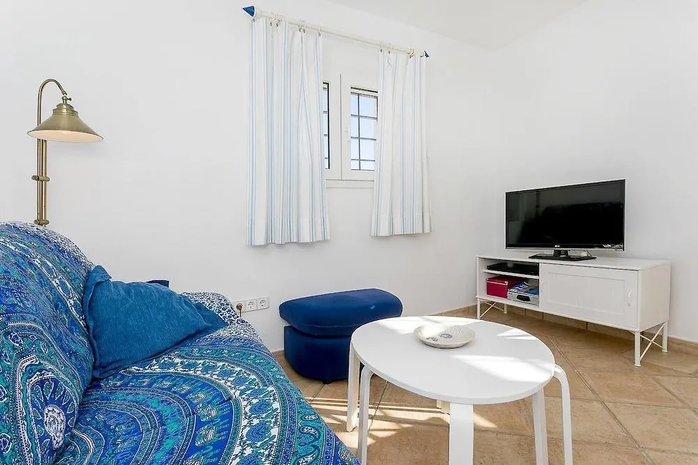Villa Vista Sant Carles de Peralta 0*,